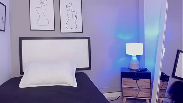 MartinaRizzi online show from 09-11-25, 03:39