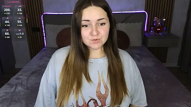 Mysti Kate online show from 10-18-25, 03:35