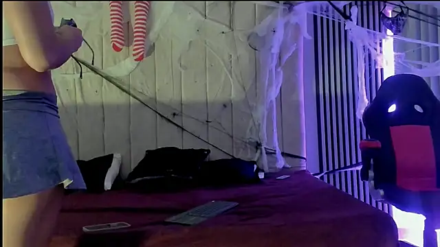 Snapshot of rachell_owen chatting on 10-29-25, 04:04 rachell owen online show from 10-29-25, 04:04