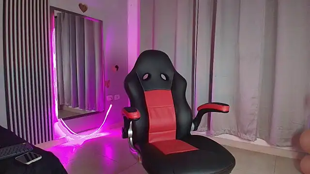 Snapshot of rachell_owen chatting on 11-07-25, 04:23 rachell owen online show from 11-07-25, 04:23