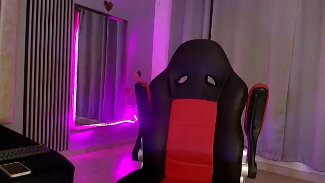 Snapshot of rachell_owen chatting on 11-23-25, 04:23 rachell owen online show from 11-23-25, 04:23