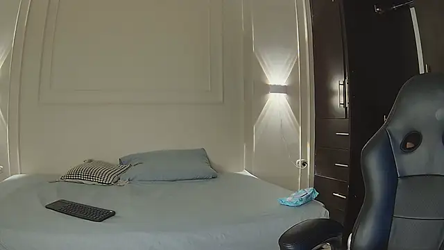 rachell owen online show from 12-19-25, 04:30