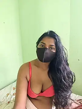 Snapshot of renu_143 chatting on 11-01-25, 05:20 renu 143 online show from 11-01-25, 05:20