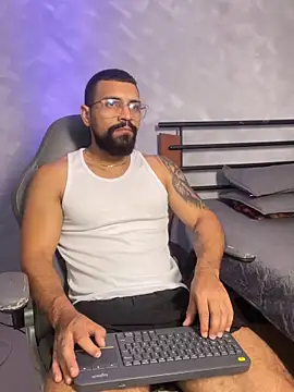 vincentjaxon online show from 04-23-26, 05:48