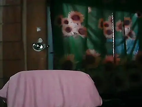 CreamyPussy4uxx online show from 11-18-25, 12:27