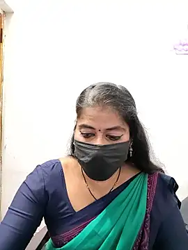 Snapshot of tamil_Sigappu_Roja chatting on 02-03-26, 02:53 tamil Sigappu Roja online show from 02-03-26, 02:53