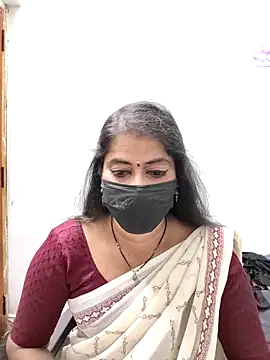 Snapshot of tamil_Sigappu_Roja chatting on 03-04-26, 01:11 tamil Sigappu Roja online show from 03-04-26, 01:11