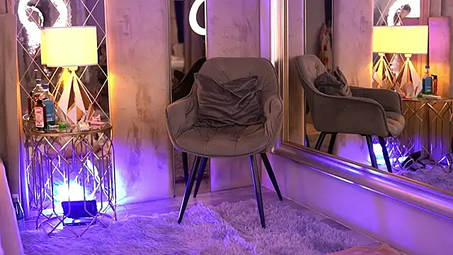 FrancescaDante online show from 02-26-26, 06:56