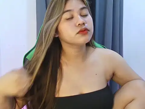 Snapshot of imogen_x chatting on 09-09-25, 04:28 imogen x online show from 09-09-25, 04:28