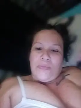 Snapshot of SinisterBabe chatting on 06-18-26, 01:37 SinisterBabe online show from 06-18-26, 01:37