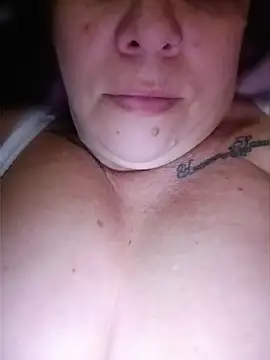 Snapshot of SinisterBabe chatting on 08-01-26, 11:42 SinisterBabe online show from 08-01-26, 11:42