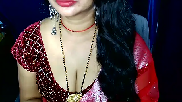 Snapshot of QUEEN_SAKHI- chatting on 06-28-26, 05:19 QUEEN SAKHI- online show from 06-28-26, 05:19