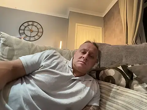 Snapshot of backdoorgalore4you chatting on 02-16-26, 10:17 backdoorgalore4you online show from 02-16-26, 10:17