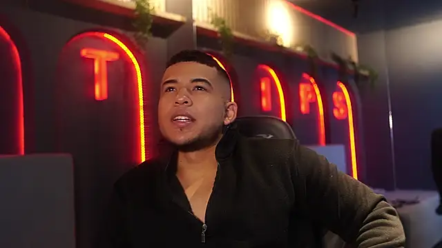 Thiago Valente online show from 04-17-26, 02:09