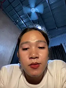 slut clio online show from 05-05-26, 11:40