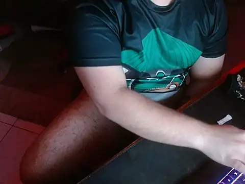 Snapshot of Luacsboy22 chatting on 10-29-25, 10:11 Luacsboy22 online show from 10-29-25, 10:11