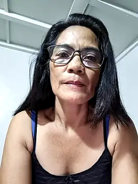 ImYourWoman 55 online show from 04-27-26, 10:41