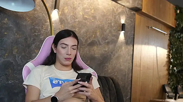 Ariaa Isabell online show from 01-05-26, 06:33