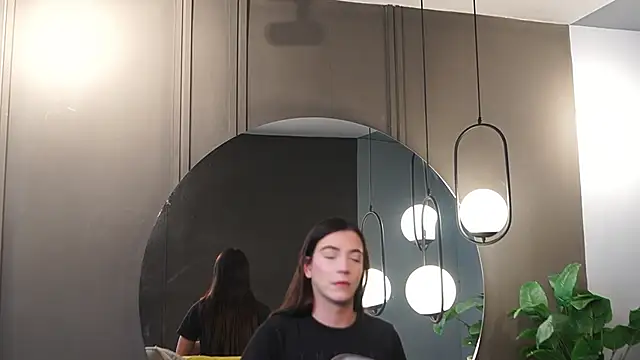 Ariaa Isabell online show from 03-06-26, 06:37