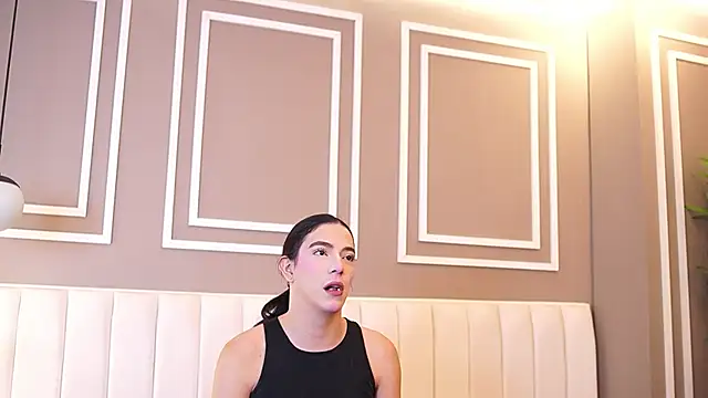 Snapshot of Ariaa_Isabell chatting on 05-09-26, 12:54 Ariaa Isabell online show from 05-09-26, 12:54