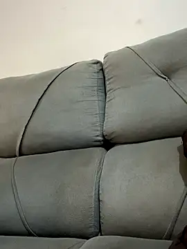 Snapshot of Chloe_Leaozinho chatting on 10-31-25, 03:29 Chloe Leaozinho online show from 10-31-25, 03:29