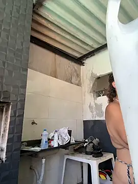 Snapshot of Chloe_Leaozinho chatting on 11-11-25, 03:01 Chloe Leaozinho online show from 11-11-25, 03:01