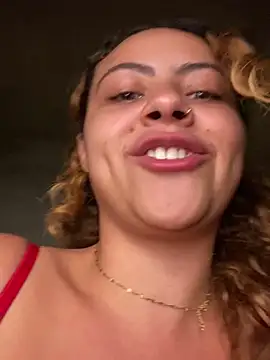 Chloe Leaozinho online show from 07-11-26, 12:57