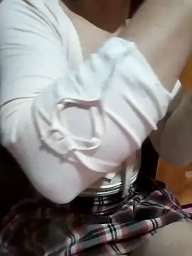 Tiyir597 online show from 04-24-26, 12:13