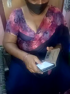 Jessi 25 online show from 03-12-26, 05:41