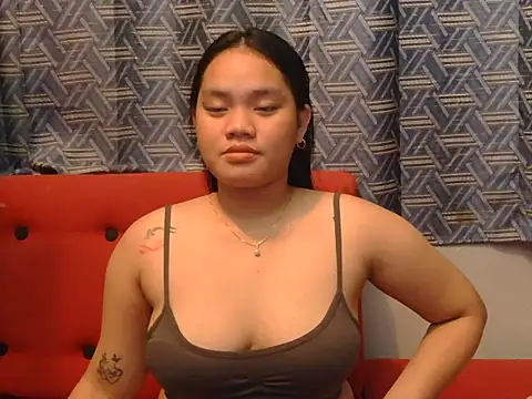 Snapshot of prettykrysgirl chatting on 07-02-26, 07:47 prettykrysgirl online show from 07-02-26, 07:47