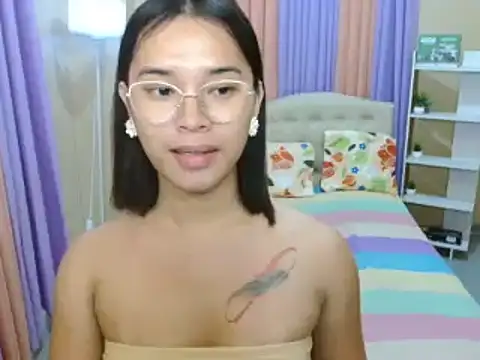 Snapshot of SeductiveAppleTS chatting on 05-04-26, 04:47 SeductiveAppleTS online show from 05-04-26, 04:47