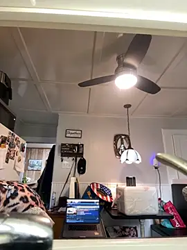 Snapshot of PefectNipz chatting on 09-09-25, 04:17 PefectNipz online show from 09-09-25, 04:17