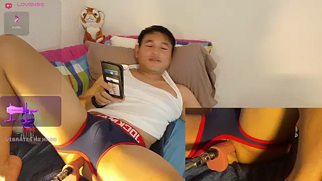 AsianBoy WhiteDaddy online show from 06-06-26, 07:29