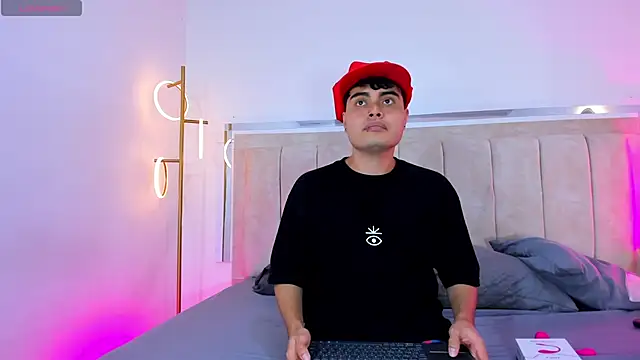 Molly sweetlove online show from 12-04-25, 07:11