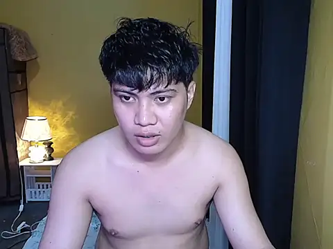 Lowel Smith online show from 09-27-25, 01:38