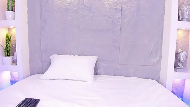 LovelyEyesx online show from 05-28-26, 05:21