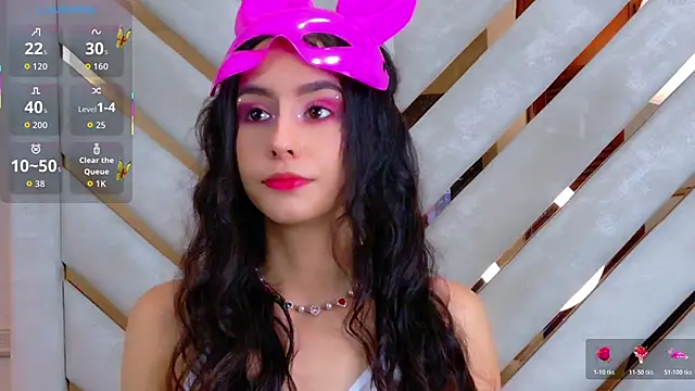 Sarah-Grace online show from 10-28-25, 03:21