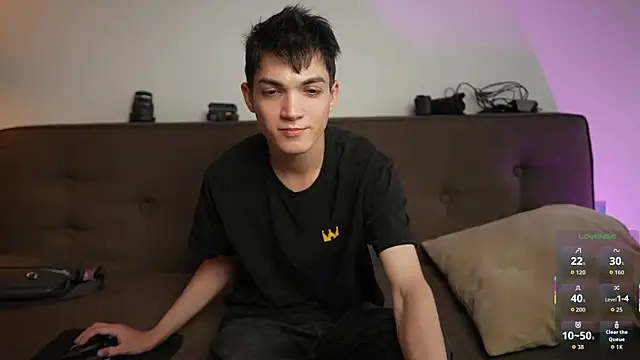 MattyandAiden online show from 04-07-26, 05:13