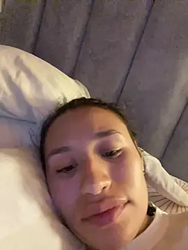 juliana-mancini online show from 03-24-26, 12:37