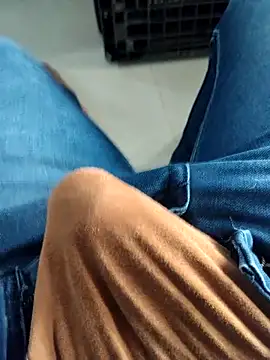 ddllrr224 online show from 12-20-25, 09:16