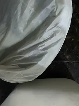 Snapshot of ALANNFERRER chatting on 12-23-25, 09:51 ALANNFERRER online show from 12-23-25, 09:51