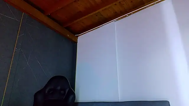 Snapshot of ALANNFERRER chatting on 02-03-26, 10:09 ALANNFERRER online show from 02-03-26, 10:09