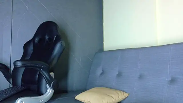 Snapshot of ALANNFERRER chatting on 03-07-26, 10:12 ALANNFERRER online show from 03-07-26, 10:12