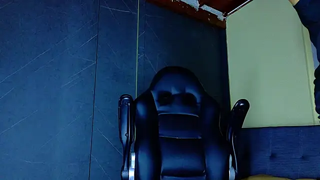 ALANNFERRER online show from 04-24-26, 09:56