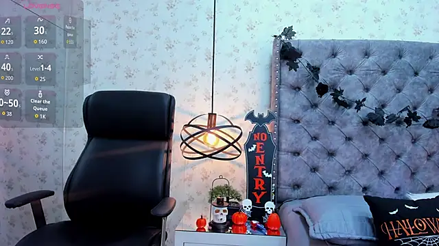 Aprilwatson online show from 10-10-25, 11:15
