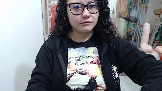 Snapshot of greeneyes_nurse chatting on 10-04-25, 03:59 greeneyes nurse online show from 10-04-25, 03:59