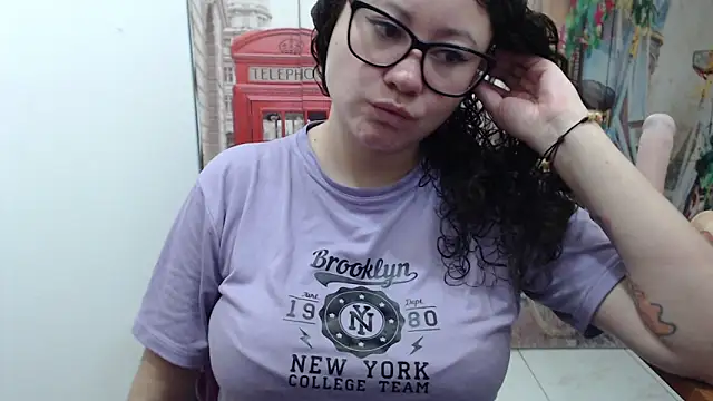 Snapshot of greeneyes_nurse chatting on 11-04-25, 07:46 greeneyes nurse online show from 11-04-25, 07:46