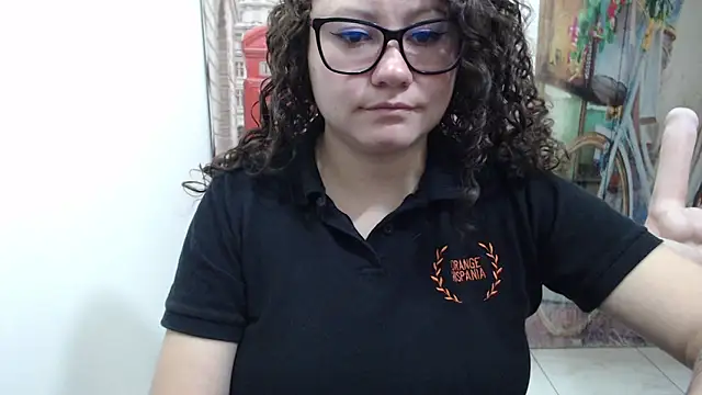 Snapshot of greeneyes_nurse chatting on 11-06-25, 08:21 greeneyes nurse online show from 11-06-25, 08:21