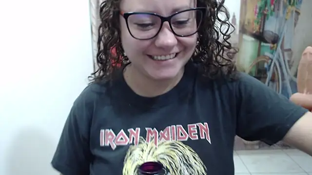 Snapshot of greeneyes_nurse chatting on 11-27-25, 08:22 greeneyes nurse online show from 11-27-25, 08:22