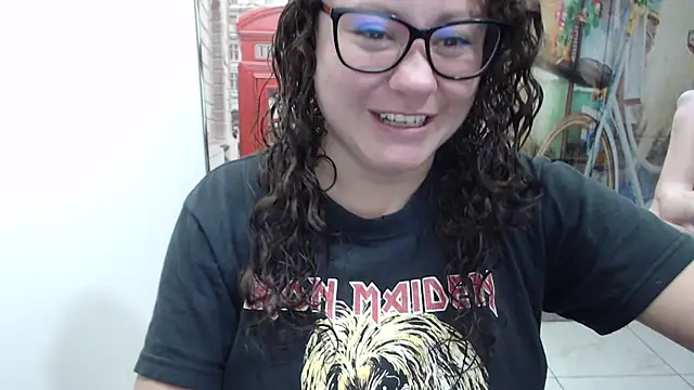 Snapshot of greeneyes_nurse chatting on 12-01-25, 08:36 greeneyes nurse online show from 12-01-25, 08:36